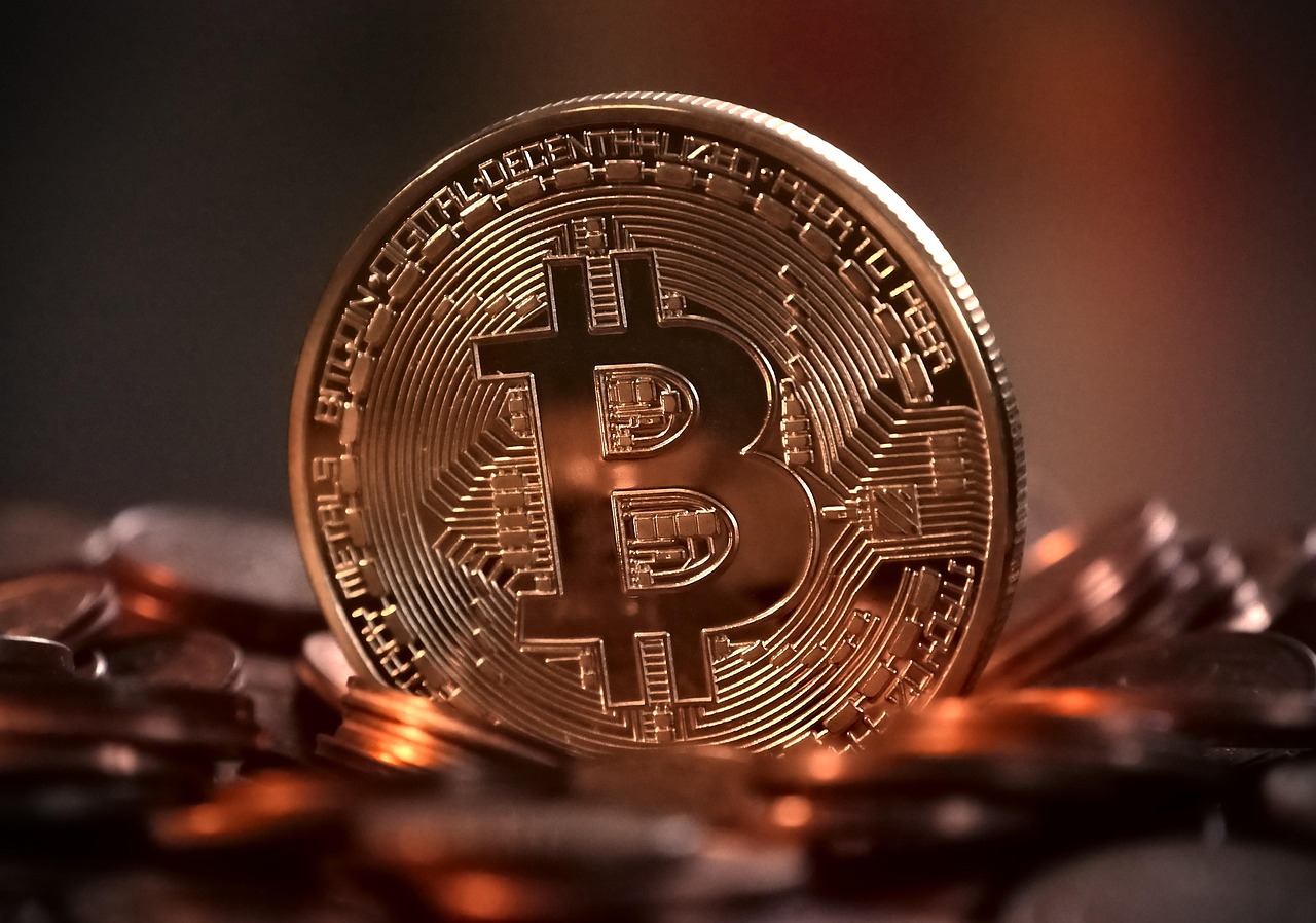 AI概念币ACT、IP 同步暴跌20% 又迅速反弹！诡异的币价走势引热议